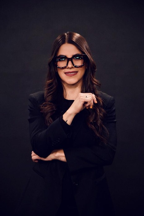 Ale Diaz de la Vega Contacto contratacion